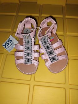 Size 7t New Sandals