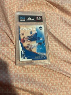 2018-19 Panini Threads Luka Dončić In Motion #15 Dallas Mavericks DCS 9.5