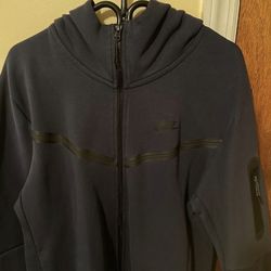 Nike Black Tech and pants 