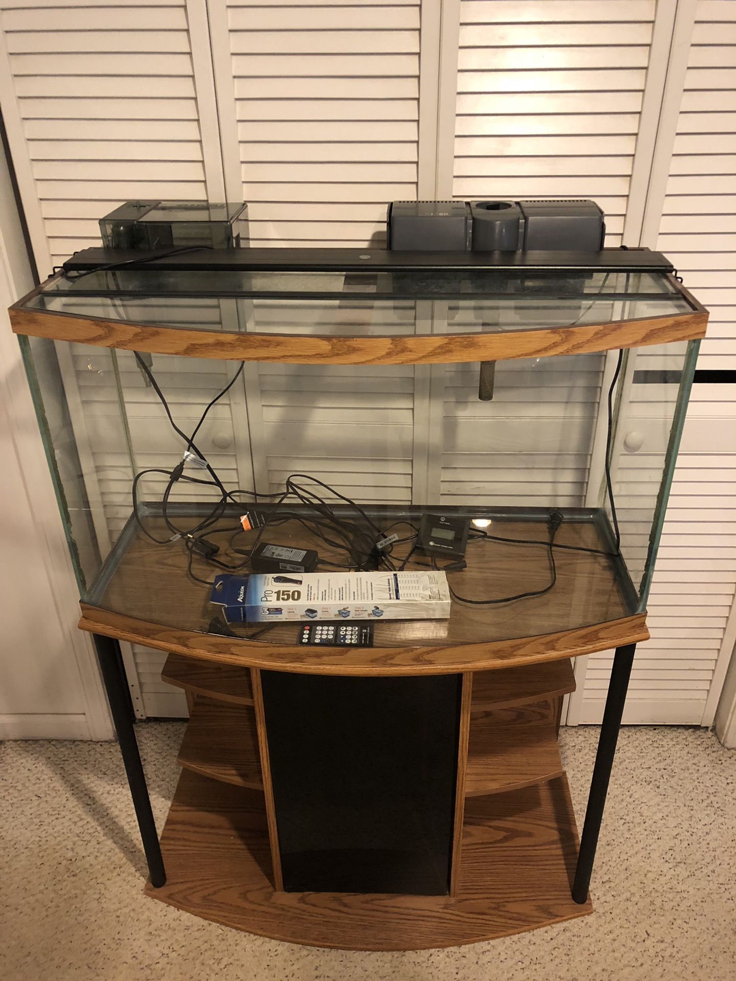 Marineland 46 Gallon Bowfront Aquarium With Stand