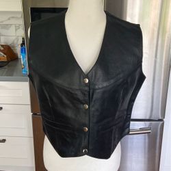 Leather vest. Ladies