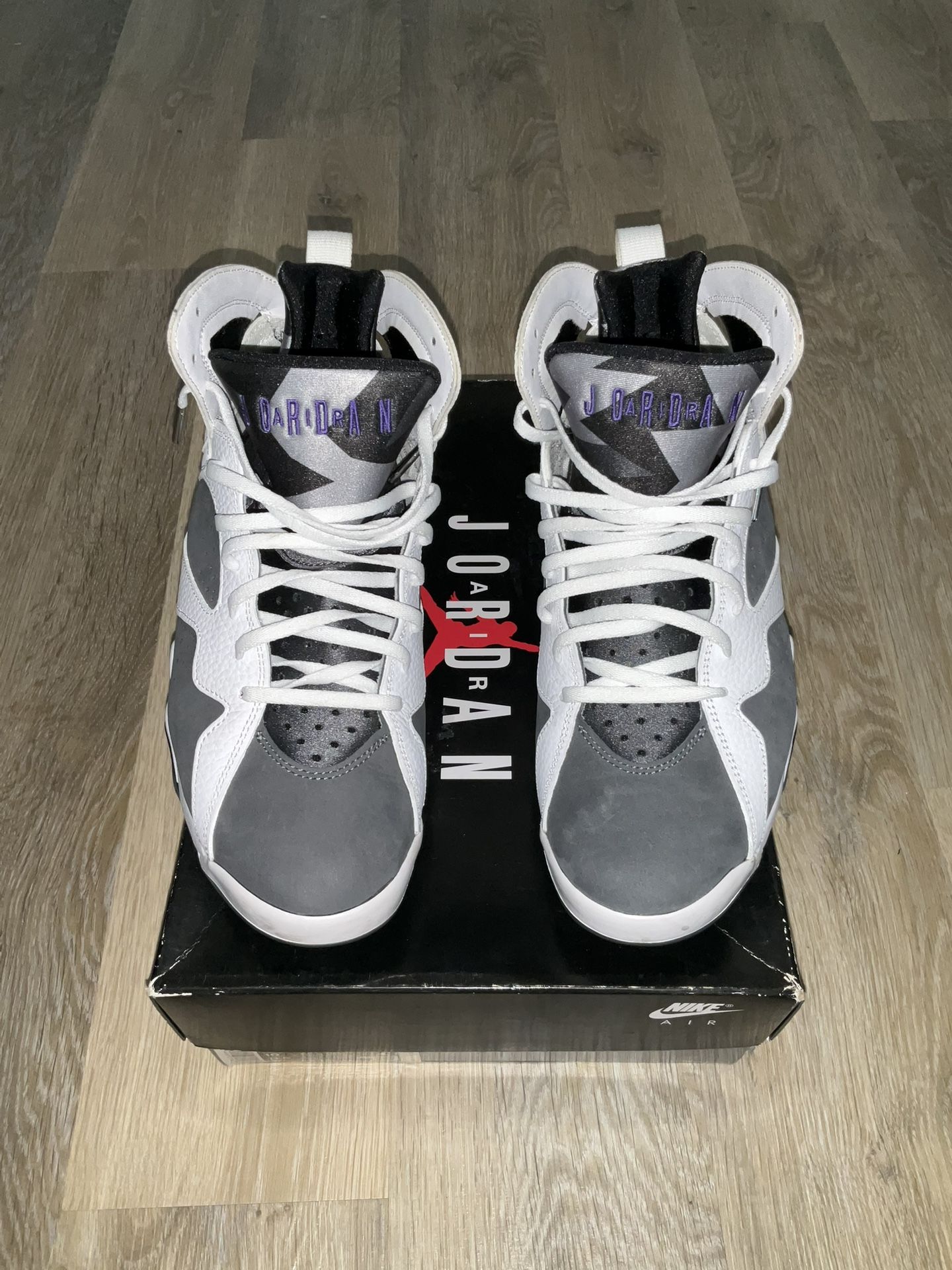 JORDAN 7 RETRO FLINT SIZE 10