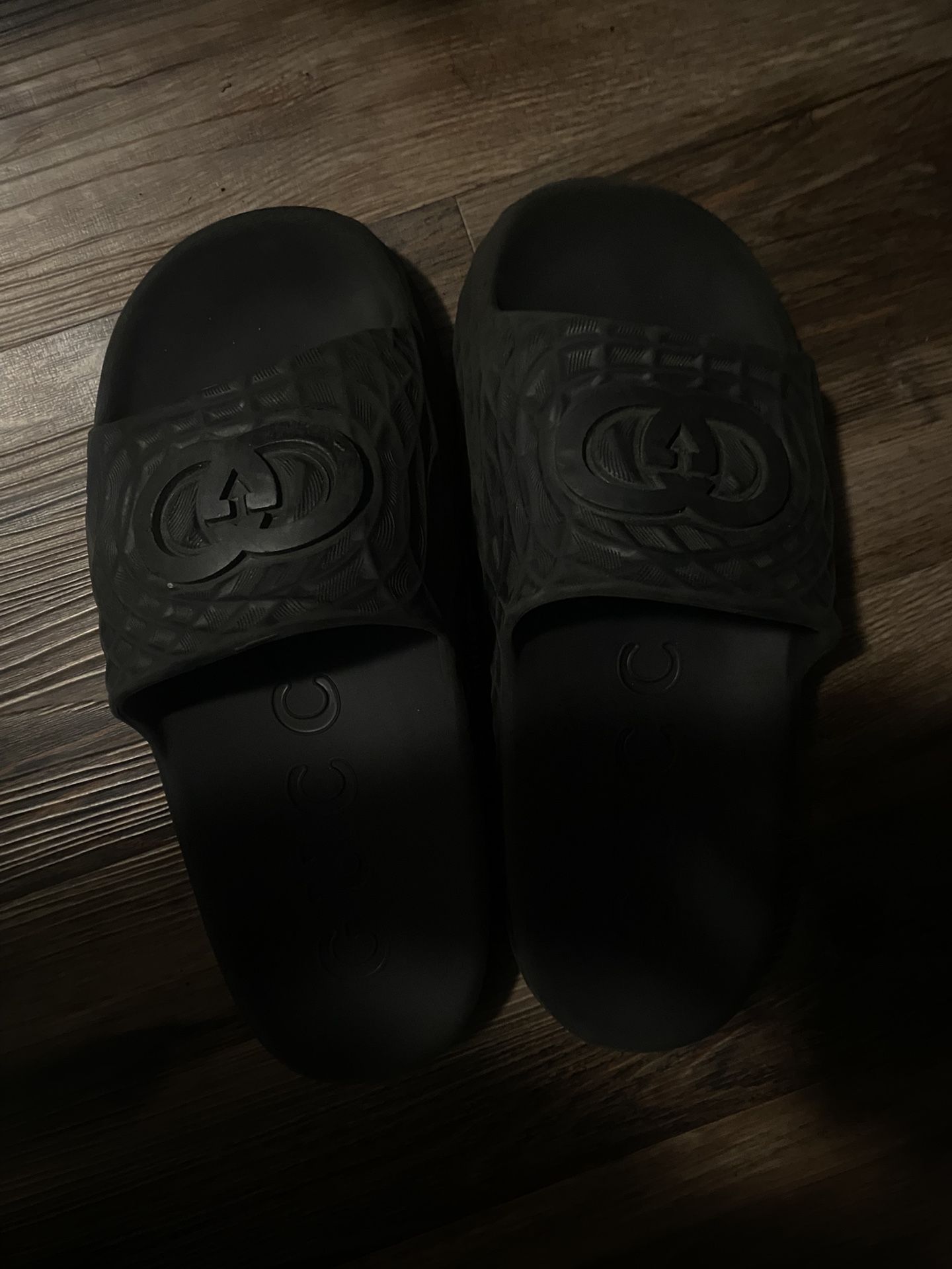 Gucci slides