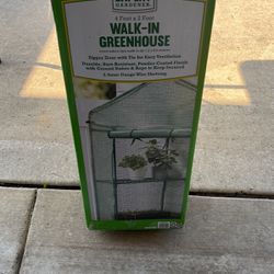 Walk In Greenhouse 4’x2’ New 