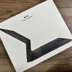 iPad Pro 12.9 Magic Keyboard