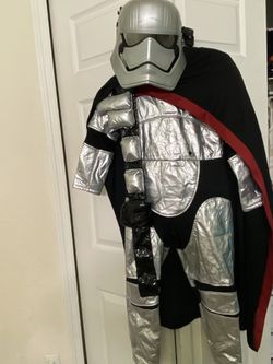 Disney Store Captain Phasma Halloween CostumeKids