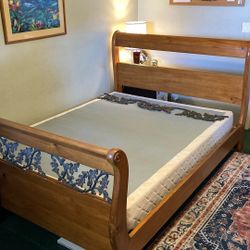 BEAUTIFUL SOLID WOOD FRAME