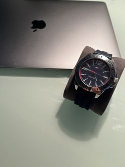 Awesome Sporty men’s Hilfiger Watch