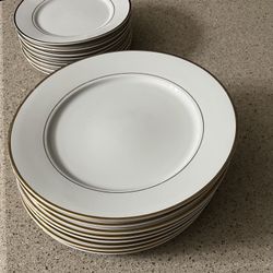White Plates 16