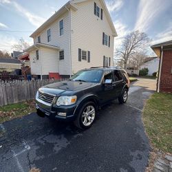 2010 Ford Explorer