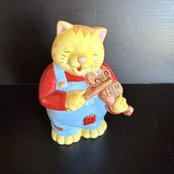 Vintage Russ Berrie Ceramic Piggy Coin Bank Tabby Cat Overalls Violin EUC