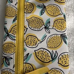 Lemon-print makeup pouch Or Glam Bag.