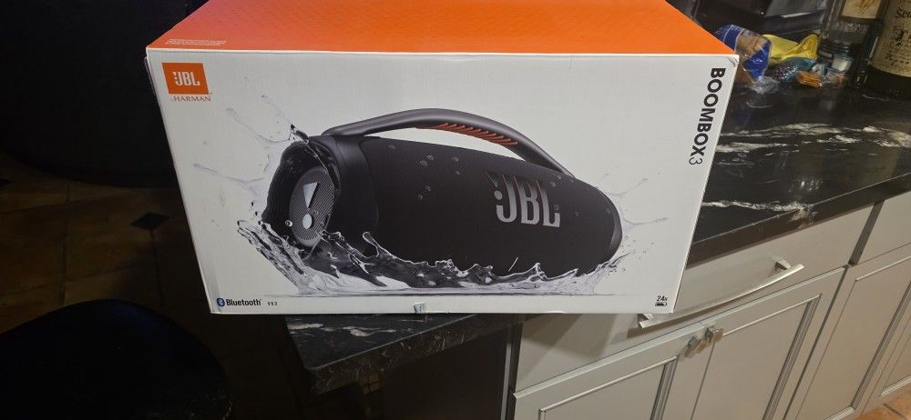 New JBL Boombox 3 Portable Bluetooth Speaker 200W 20KHz (JBLBB3WIFIBLKAM) Black