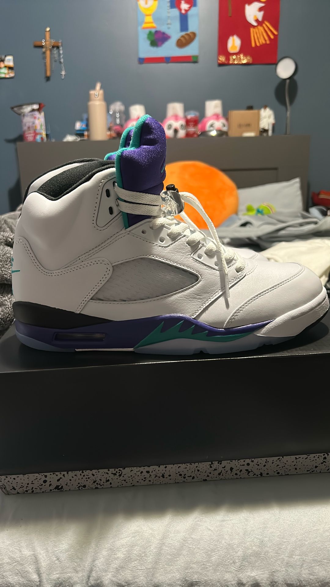 Jordan 5 Grape Retro 2025