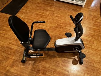 Sunny Health & Fitness Essential Recumbent Exercise Bike