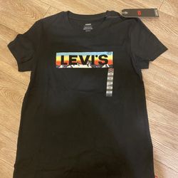 Original Levi Ladies Size XS lounge tee