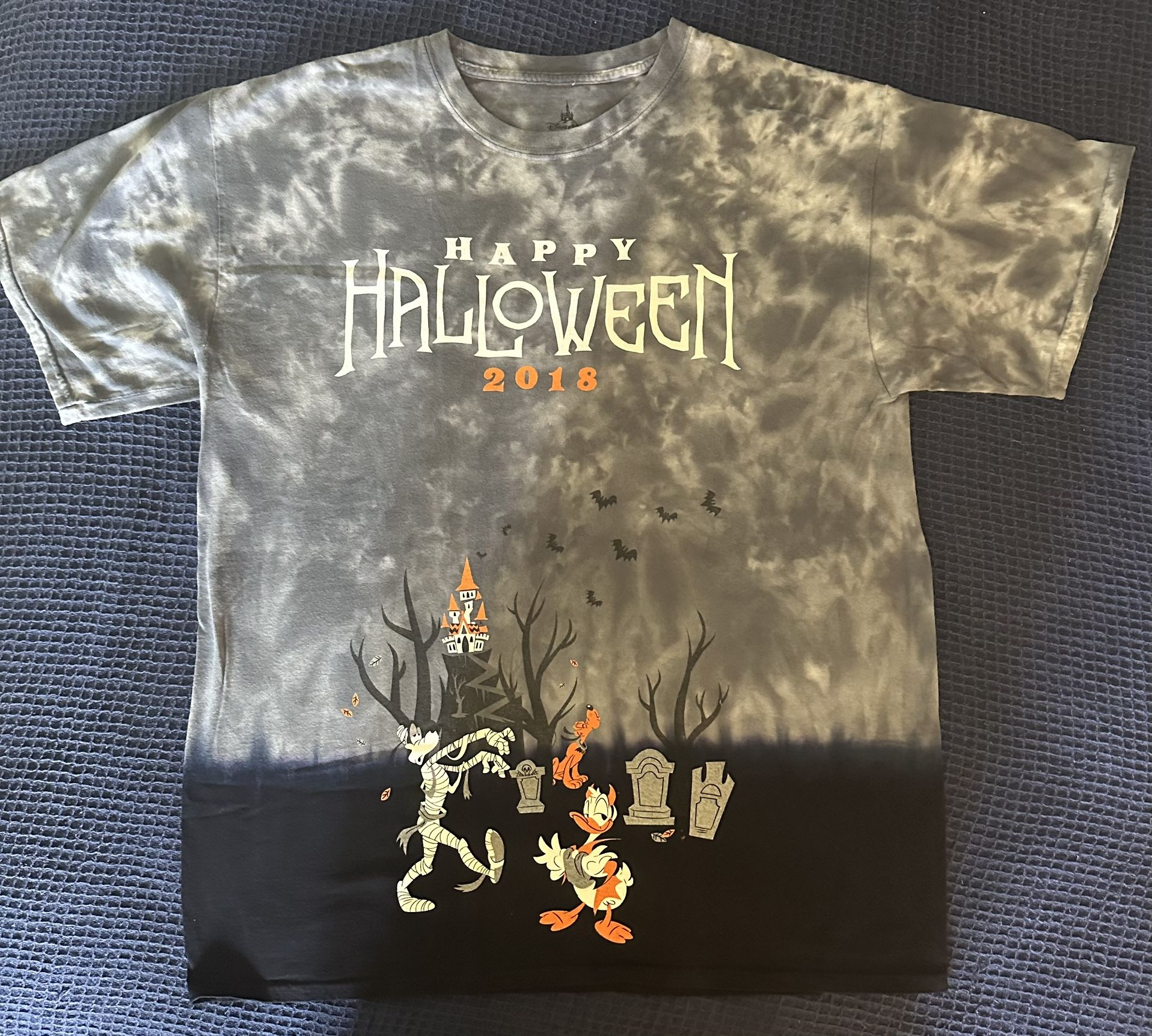 🎃 Disneyland “Happy Halloween 2018” T-Shirt (Men’s XL) 🎃