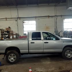 AUTO BODY WORK AND PAINT ZOOM ZOOM 