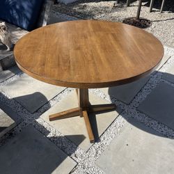 4’ Round Laminate Wood Dining Table 