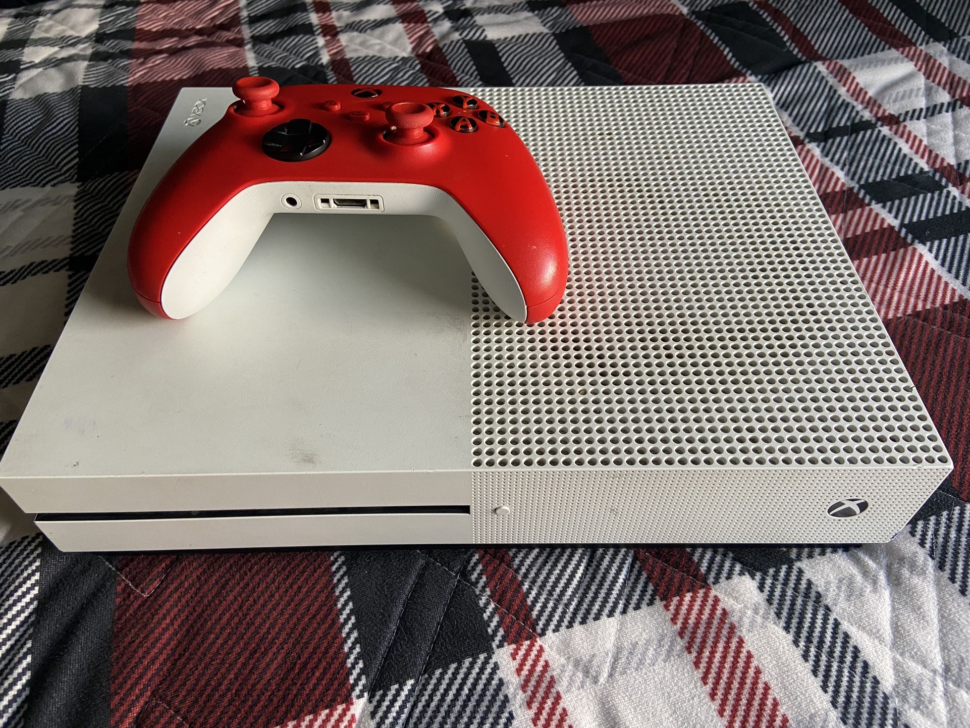 Xbox One S