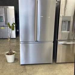 Hisense French Door Refrigerator