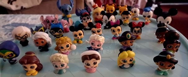 Disney Doorables Mini Figure Collection Lot