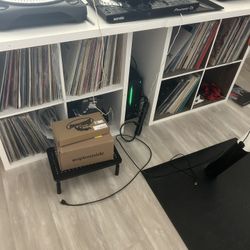 150+ Vinyl Records And 2x Numark Tt1625 Turntables With DJ Needles!
