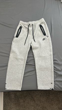 Nike tech (Gray) size MEDIUM