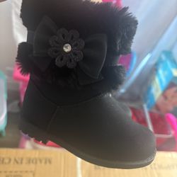 New Boots Toddler Size 7