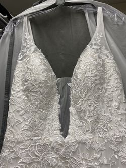 Brand New Never Worn Calla Blanche Wedding Gown