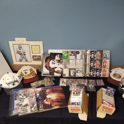 Large Dallas Cowboys Football Card and Memorabilia Collection Smith Aikman Irvin +++