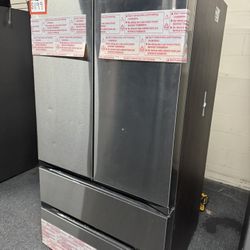 Samsung Refrigerator. 🚚WE DELIVER🚚