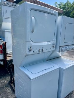 Stackable Washer & Dryer loundry 24 and 27 inches   ✅ Tested & Ready to Use 🛡️ 3-Month Warranty 🚚 Delivery Available in Miami-Dade & Broward