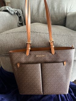Michael Kors Signature Tote Bag
