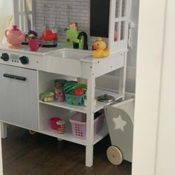 Kids Kitchen