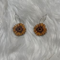 Brand new sunflower earrings