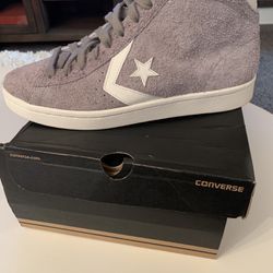 Converse all-star size 9 suede one time wear