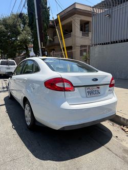 2011 Ford Fiesta