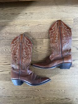Justin Cowboy Boots  Size 6.5 B Men’s 