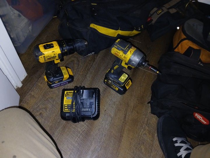 Dewalt 20v Impact Driver Charger