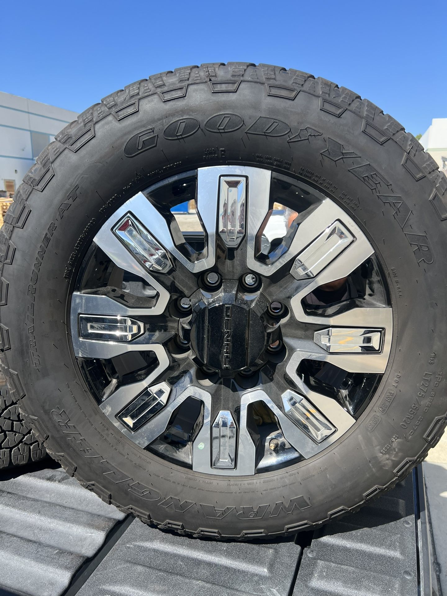 GMC 2500 Wheels And Tires