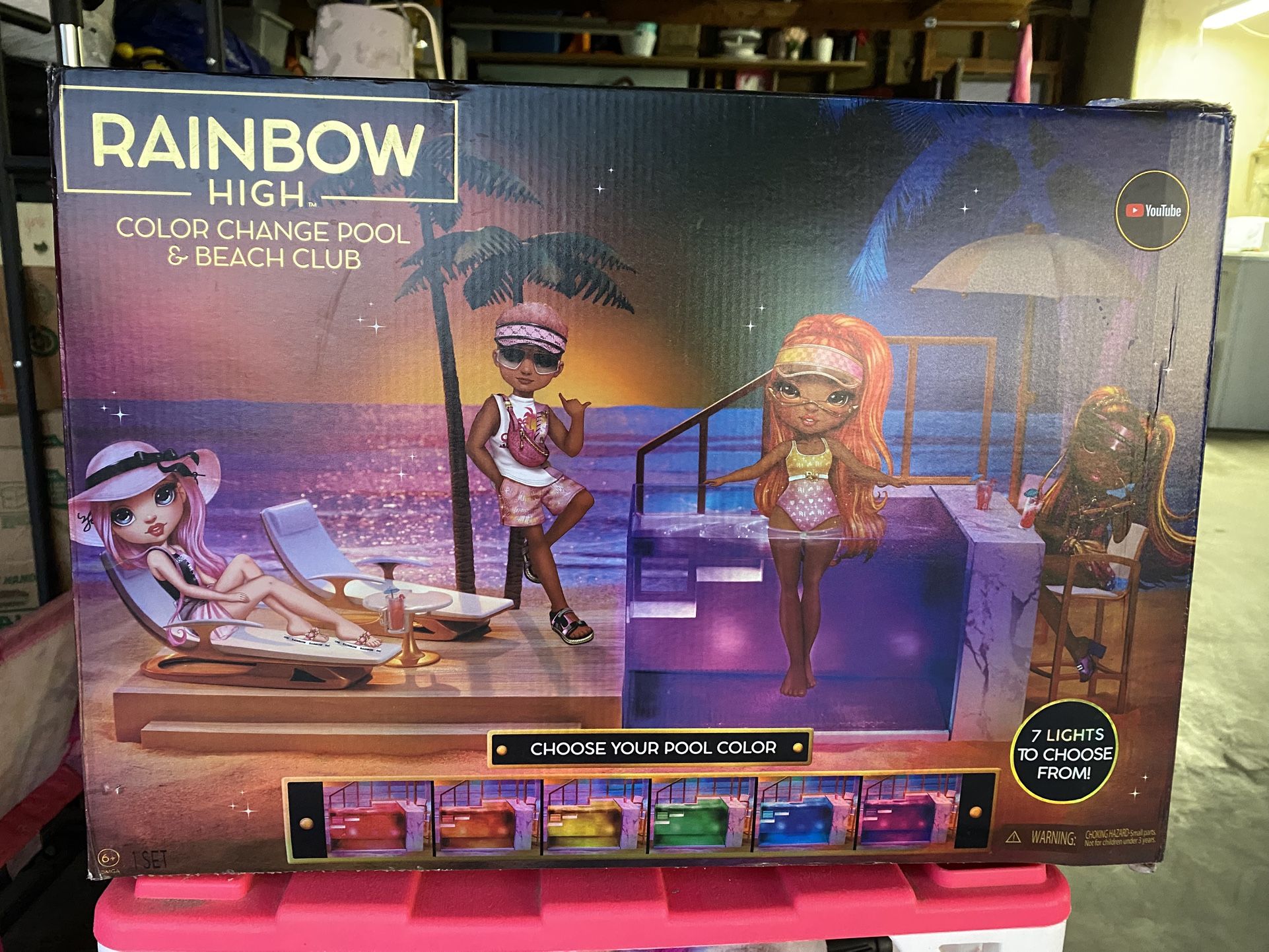 Rainbow High Color Change Pool And Beach Club