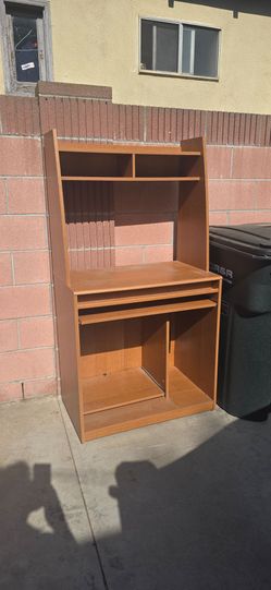 Free Desk
