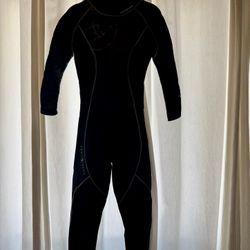 Aqualung Wetsuit Women Size 8