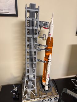 LEGO Icons NASA Artemis Space Launch System