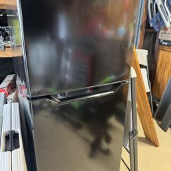 FREE Apartment Size Fridge 