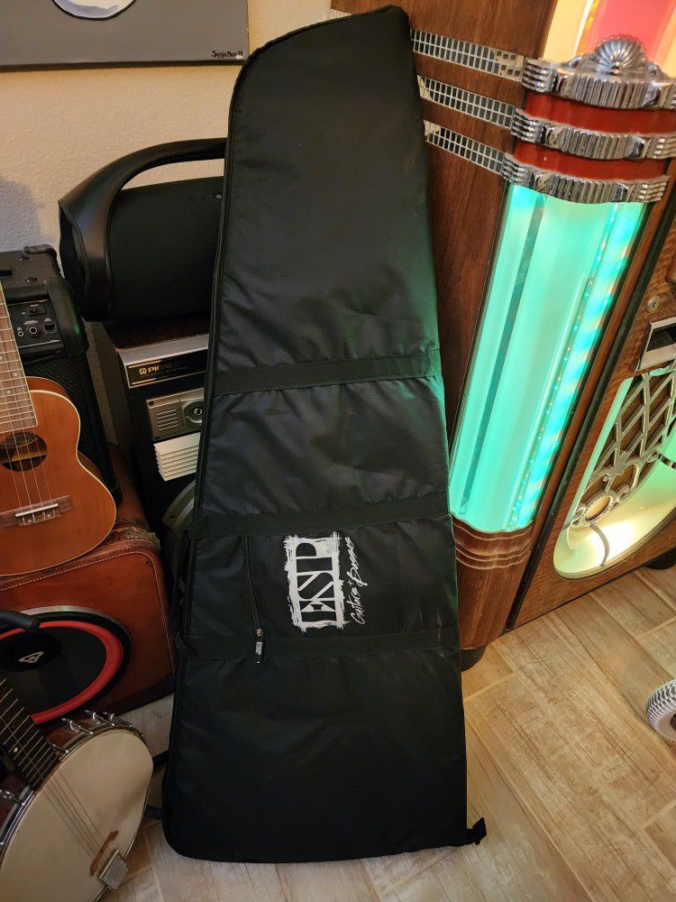 ESP Deluxe Wedge Gig Bass Guitar Bag