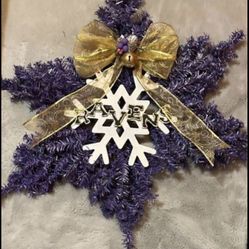 RAVENS WREATH FOR SEASON OR ALL YR LONG