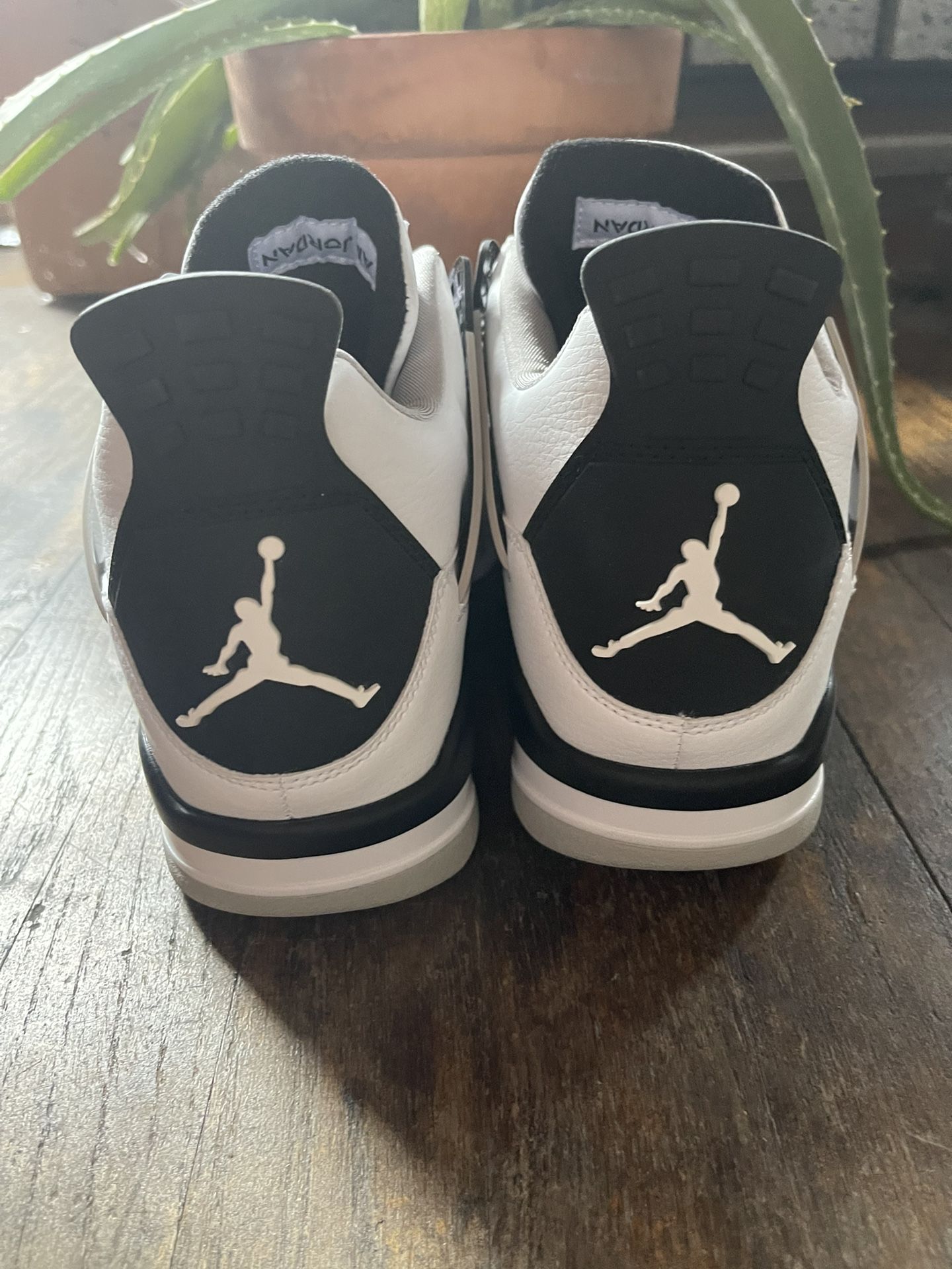 Jordan 4 Military Black Size 10 for Sale in Chicago, IL OfferUp