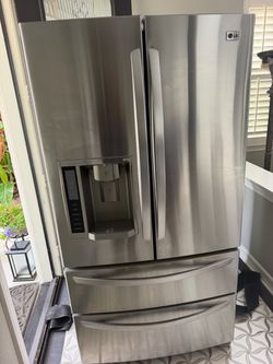LG FRIDGE $160